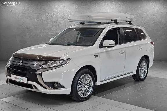 Mitsubishi Outlander 2020 photo 2