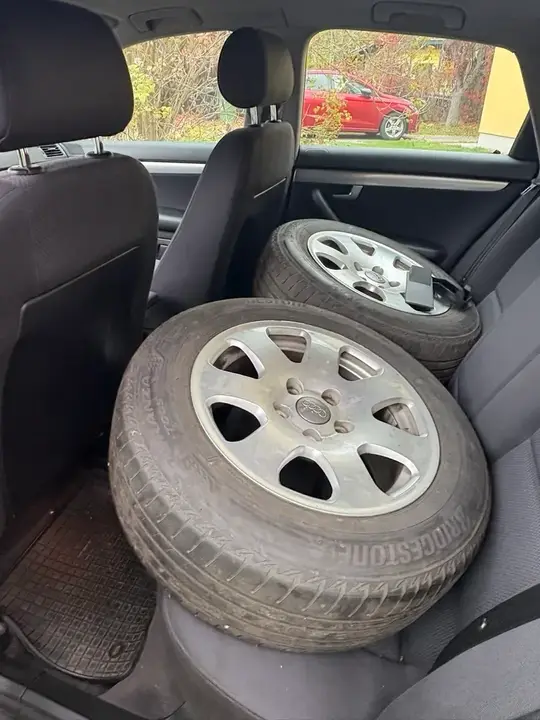 Audi A4 2003 photo 3