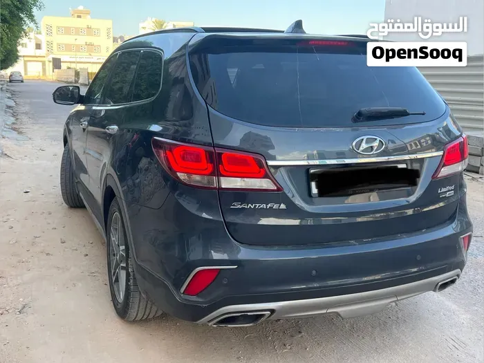 Hyundai Santa Fe 2018 photo 3