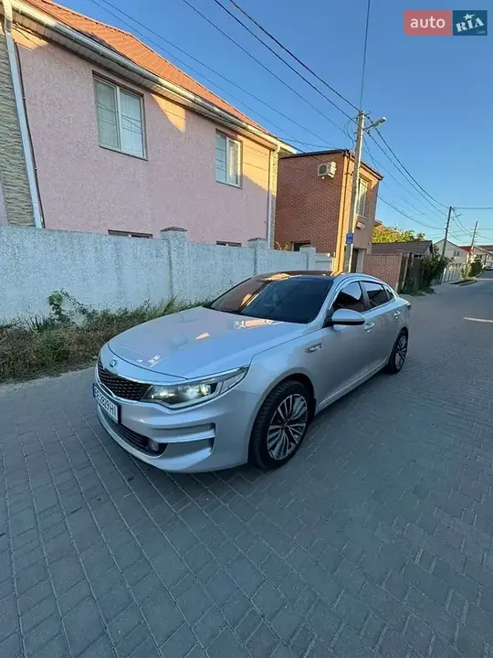 Kia K5 2015 photo 2