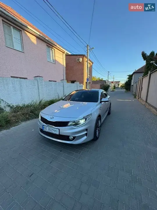 Kia K5 2015 photo 4