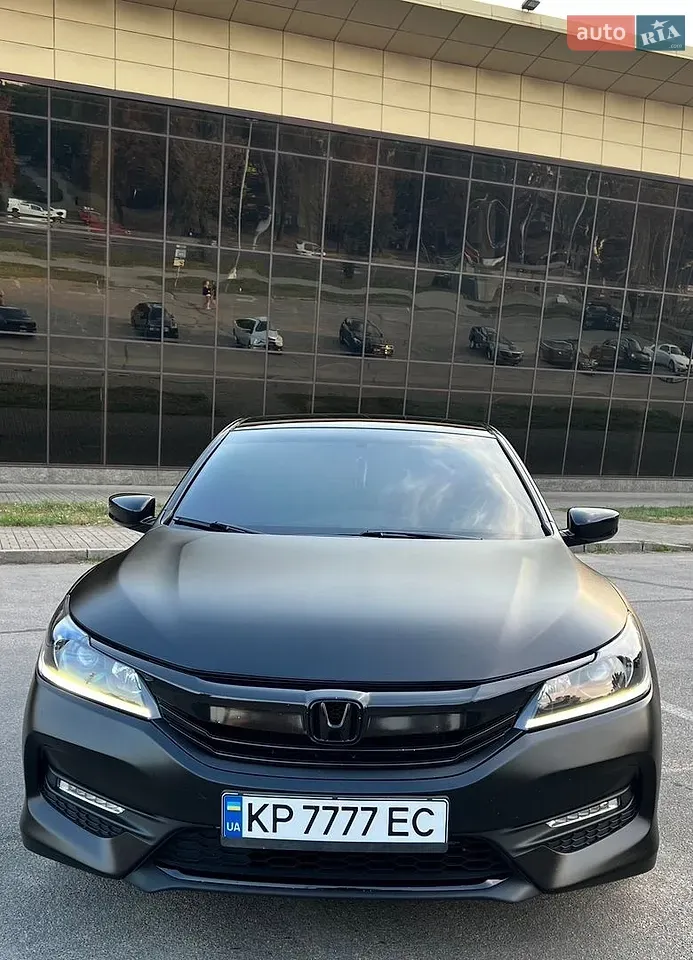 Honda Accord 2017 photo 2