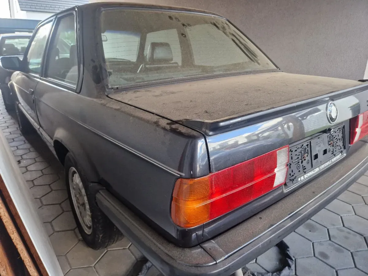 BMW 3 Series 1986 photo 3