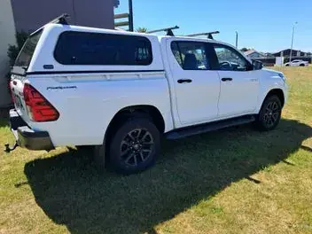 Toyota Hilux 2022 photo 3