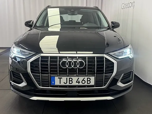 Audi Q3 2025 photo 3