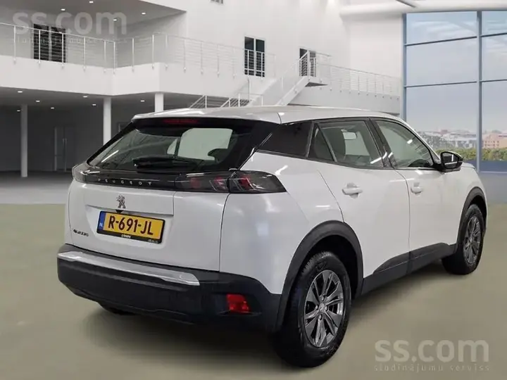 Peugeot 2008 2022 photo 3