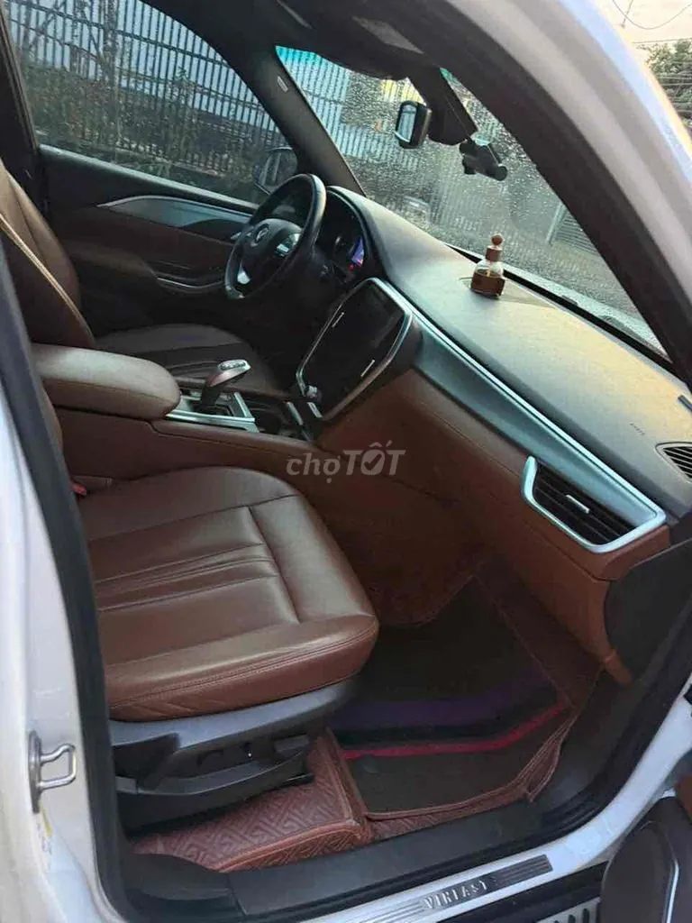 Vinfast Lux Sa2.0 2021 photo 5