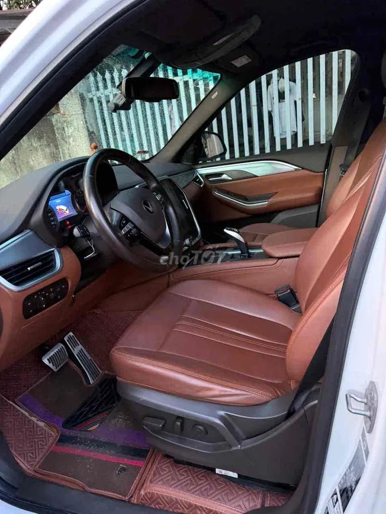 Vinfast Lux Sa2.0 2021 photo 3