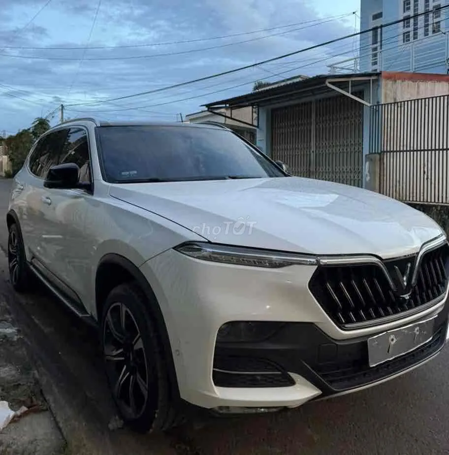Vinfast Lux Sa2.0