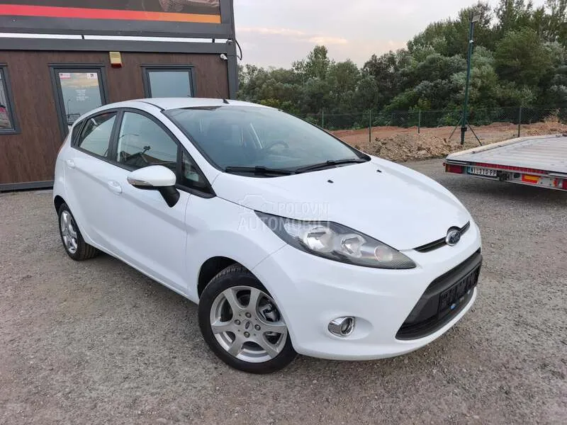 Ford Fiesta 2012 photo 4