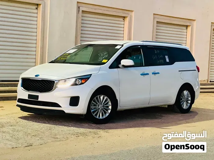 Kia Sedona 2017 photo 4