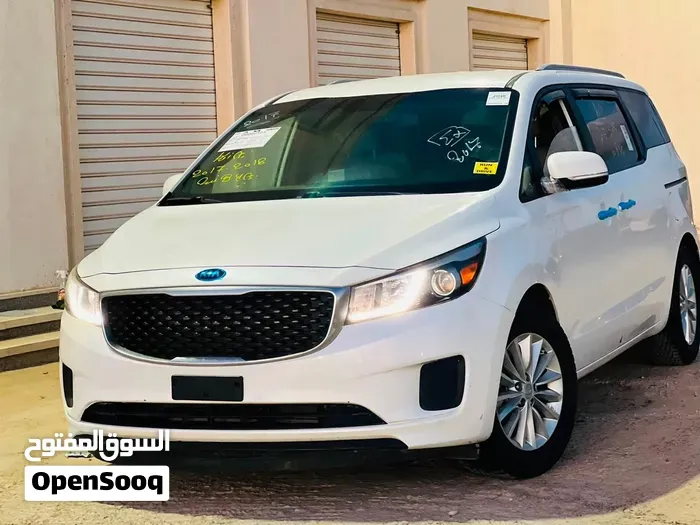 Kia Sedona 2017 photo 3