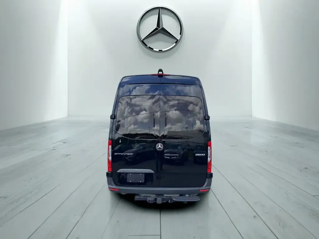 Mercedes-Benz Sprinter 2022 photo 4