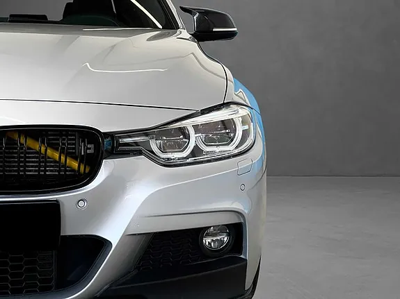 BMW 330E 2017 photo 3