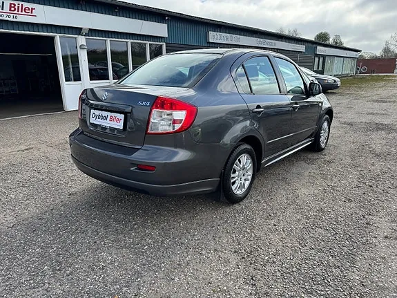 Suzuki Sx4 2010 photo 4