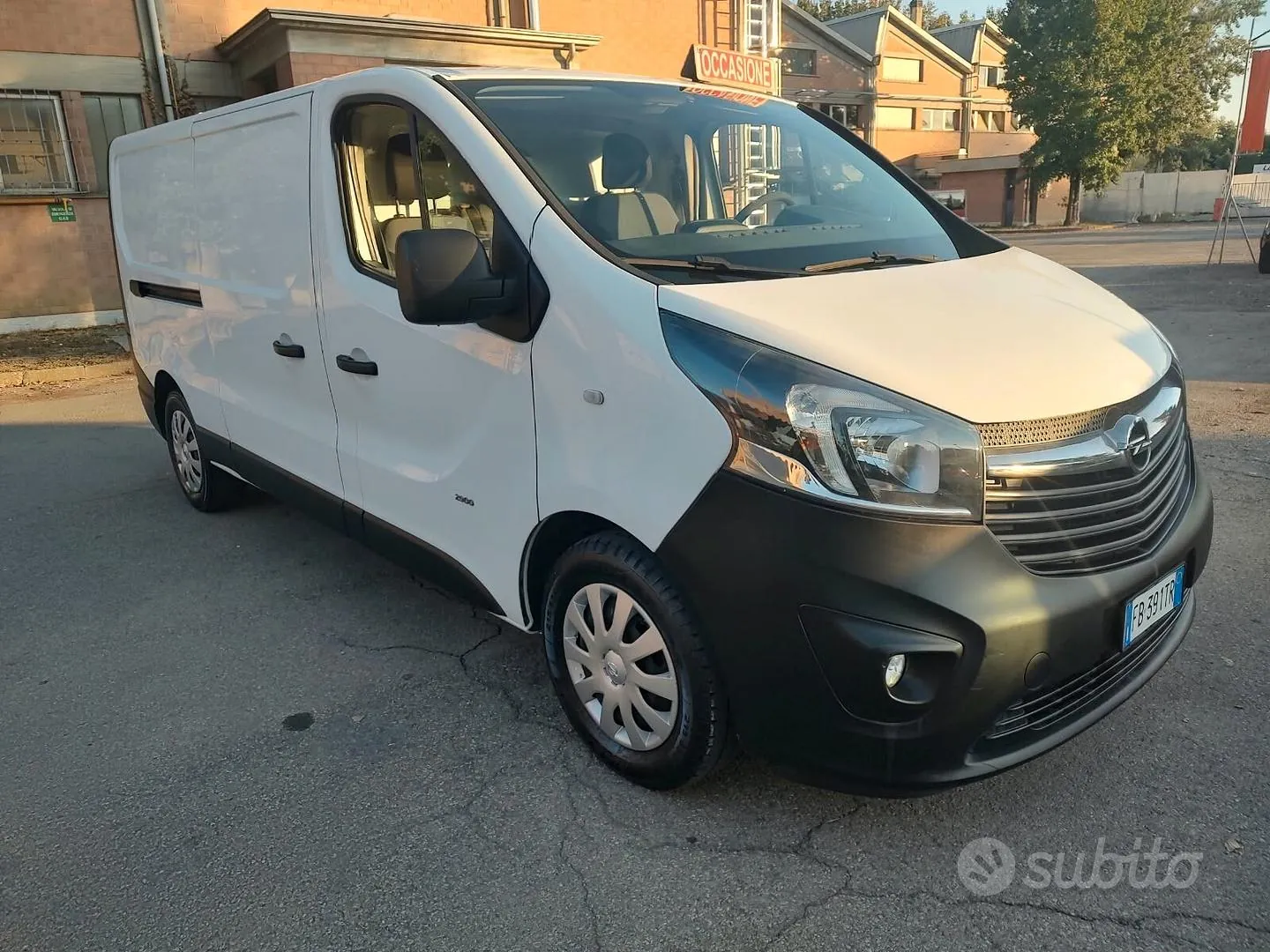 Opel Vivaro 2015 photo 5