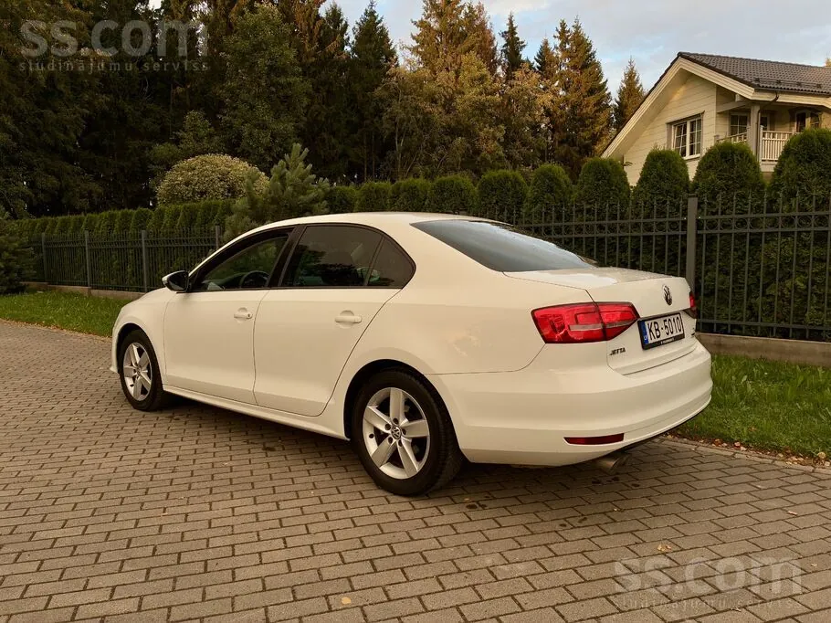 Volkswagen Jetta 2015 photo 3