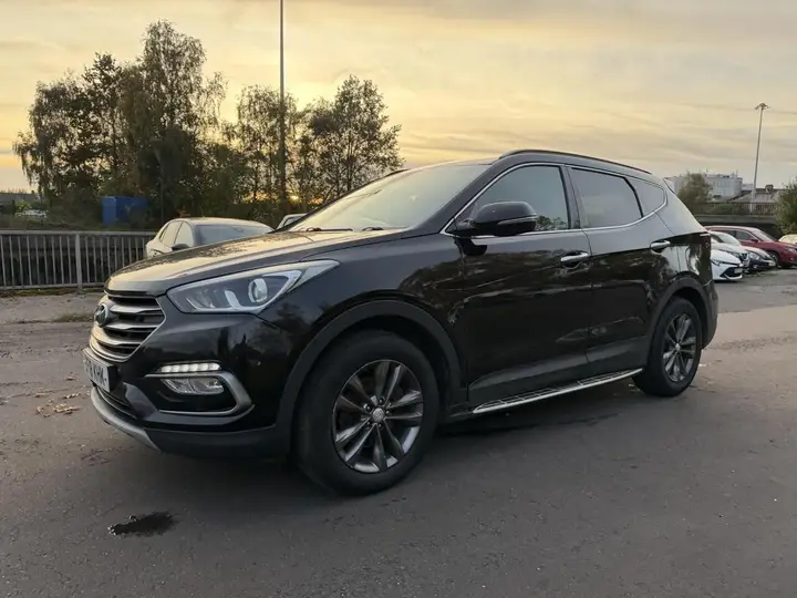 Hyundai Santa Fe 2018 photo 2