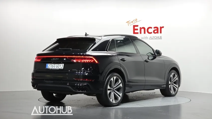 Audi Q8 2025 photo 2