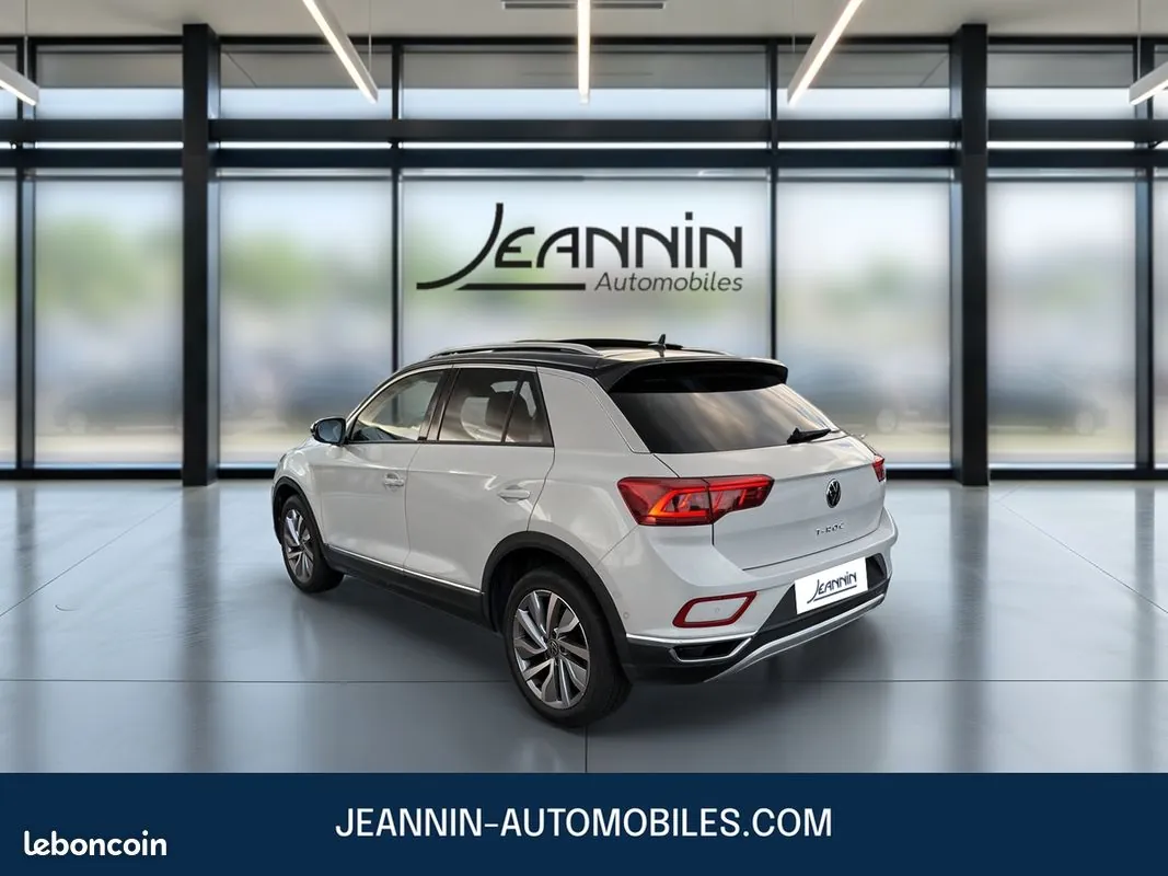 Volkswagen T-Roc 2023 photo 3