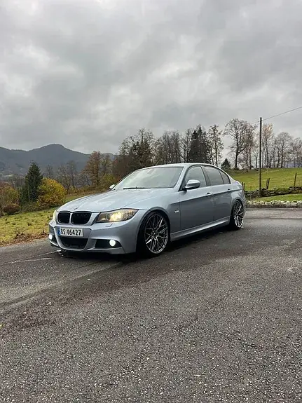 BMW 318D