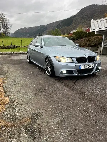 BMW 318D 2008 photo 5
