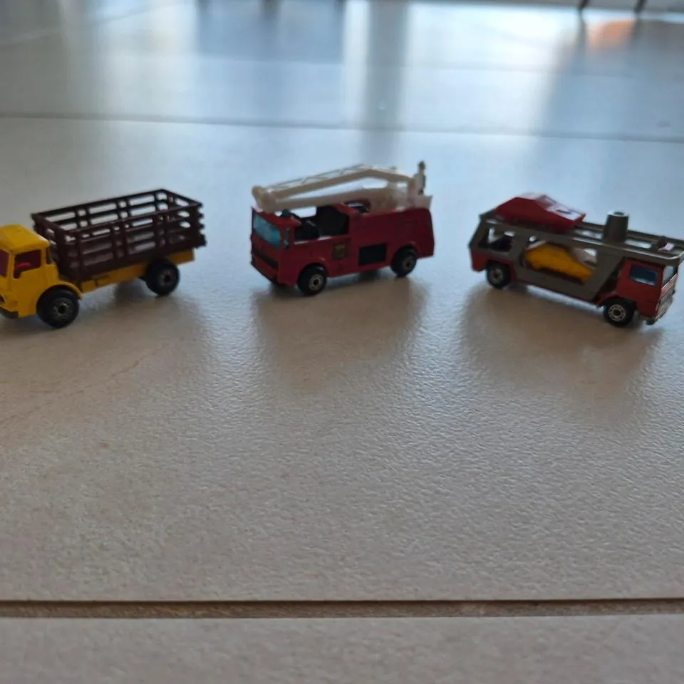 Matchbox Autos