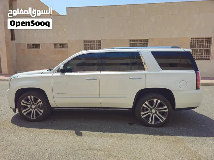 GMC Yukon 2018 photo 3