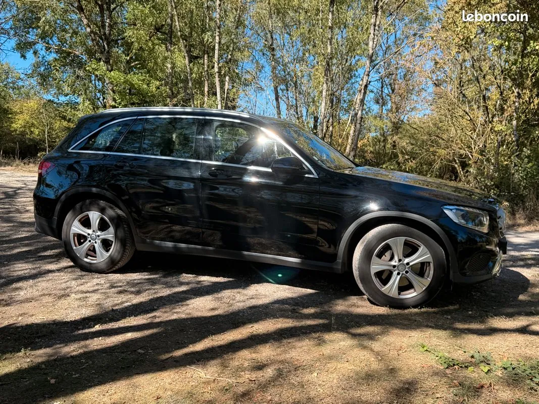 Mercedes-Benz Glc 2015 photo 2