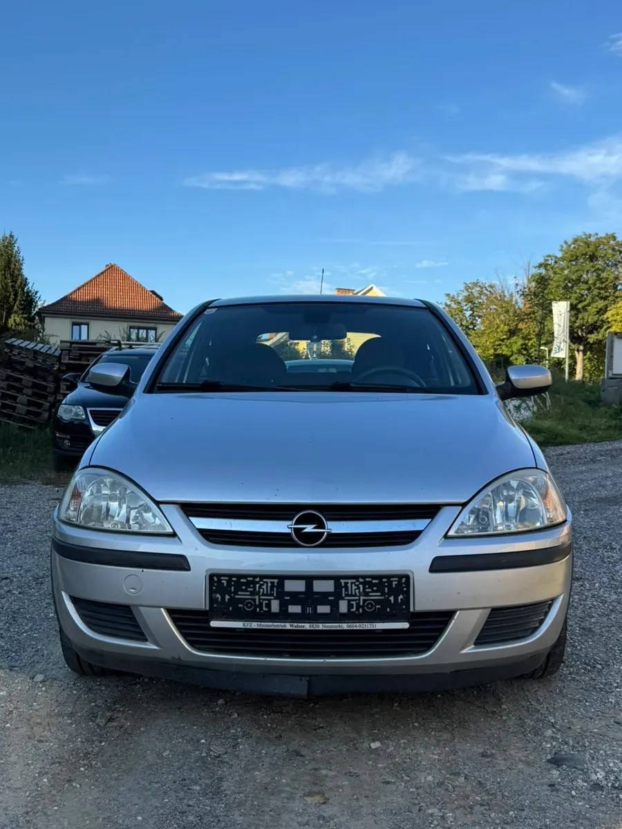 Opel Corsa 2004 photo 2
