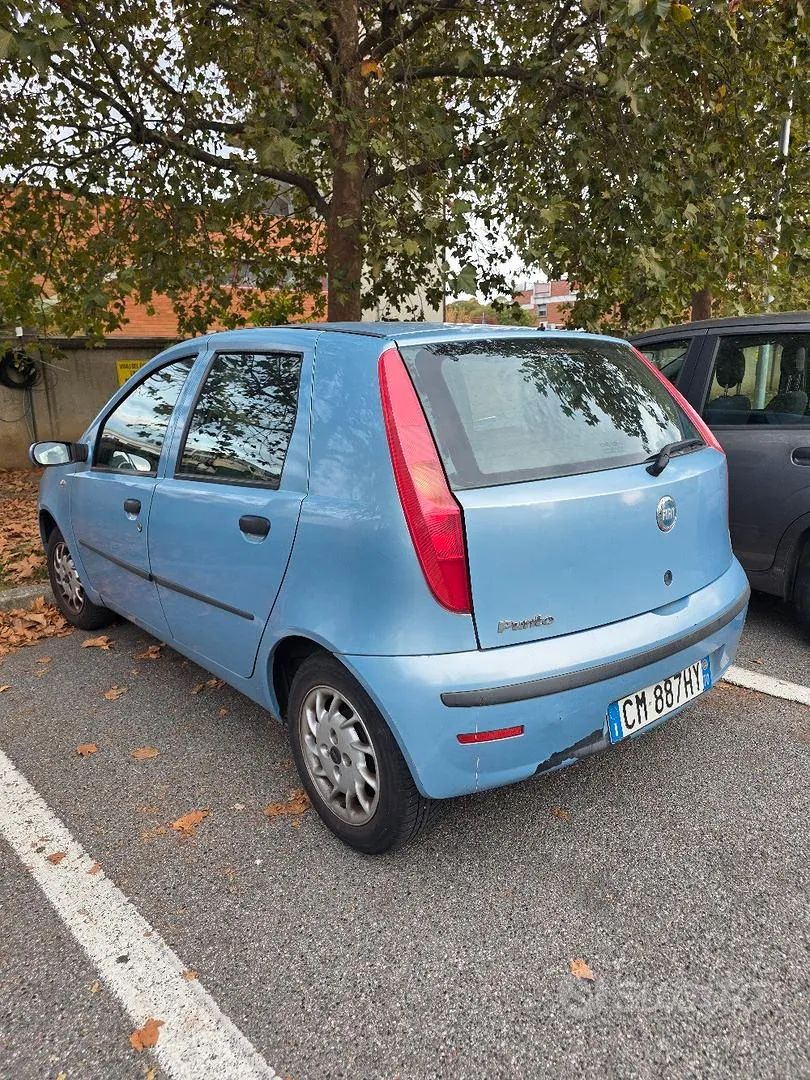 Fiat Punto 2004 photo 3