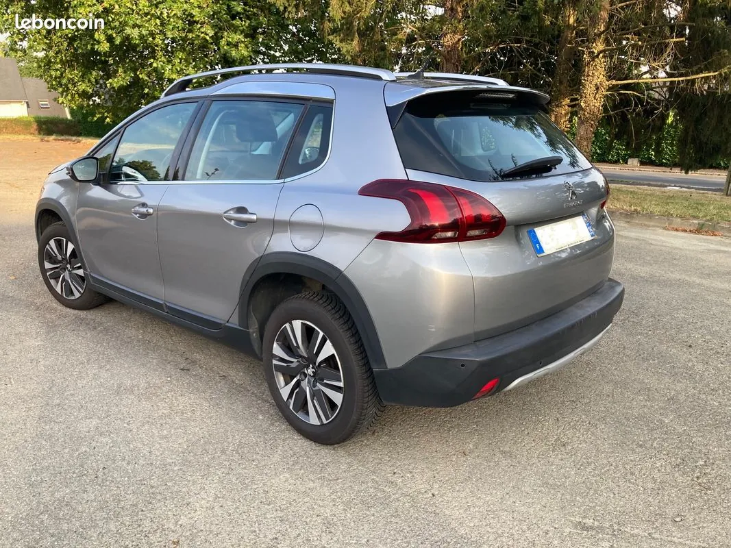 Peugeot 2008 2016 photo 2
