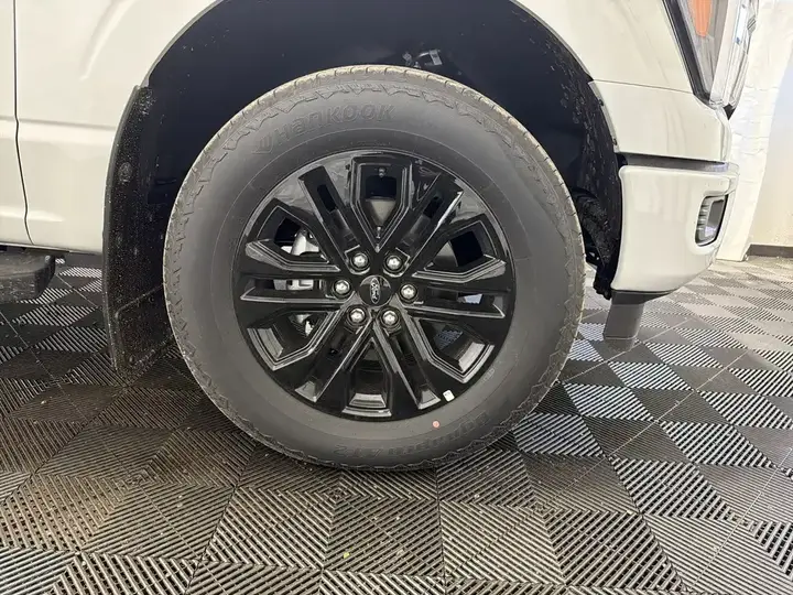 Ford F-150 2026 photo 3