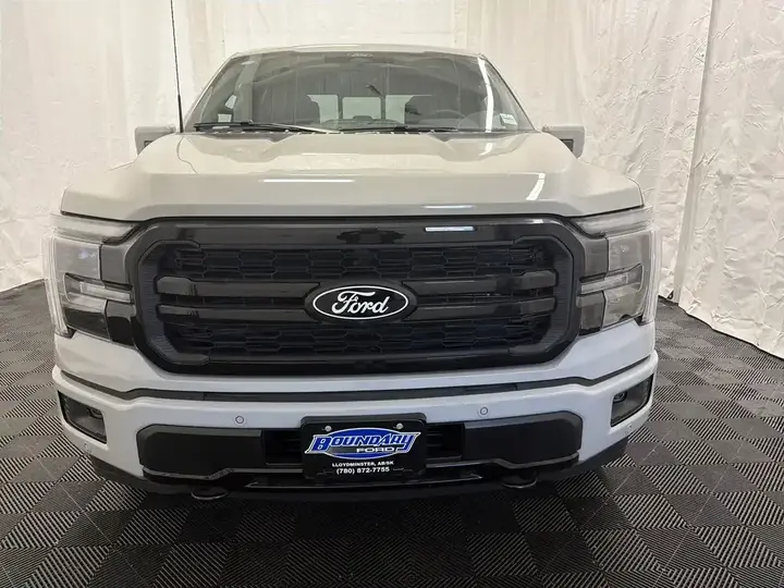 Ford F-150 2026 photo 4