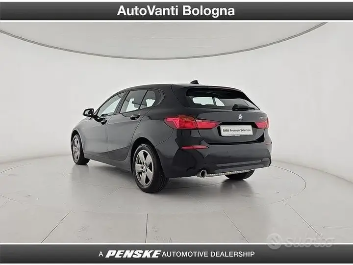 BMW 1 Series 2023 photo 4