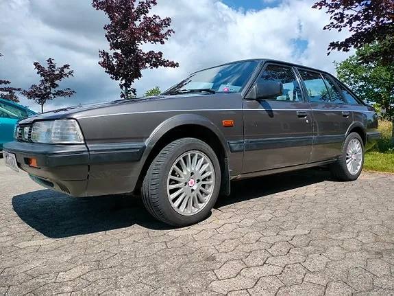 Mazda 626 1986 photo 4