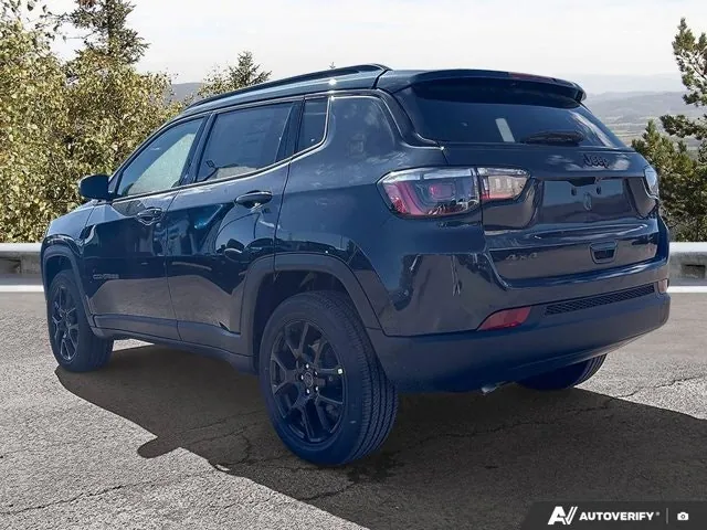 Jeep Compass 2026 photo 4