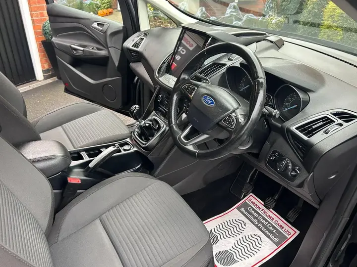 Ford C-Max 2016 photo 2