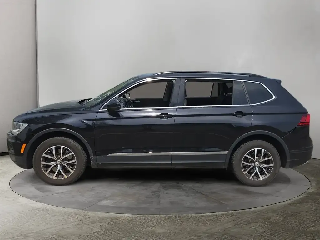Volkswagen Tiguan 2019 photo 2