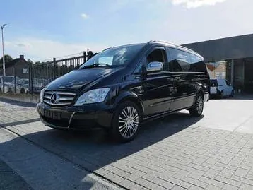 Mercedes-Benz Viano 2012 photo 2