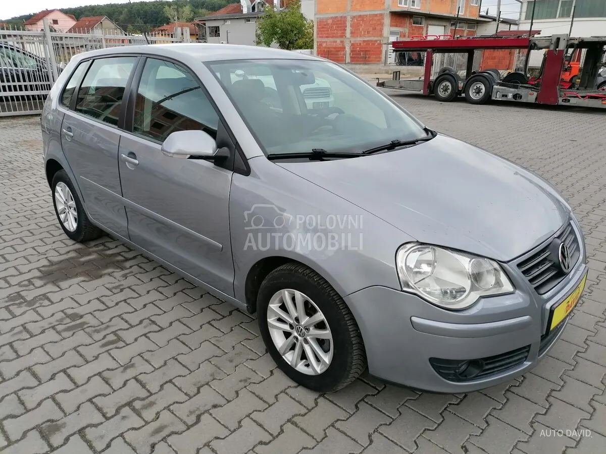 Volkswagen Polo 2009 photo 3