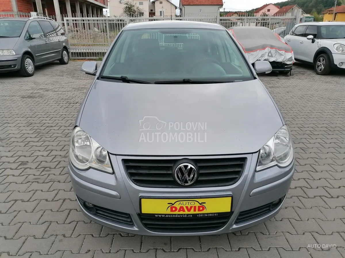 Volkswagen Polo 2009 photo 2