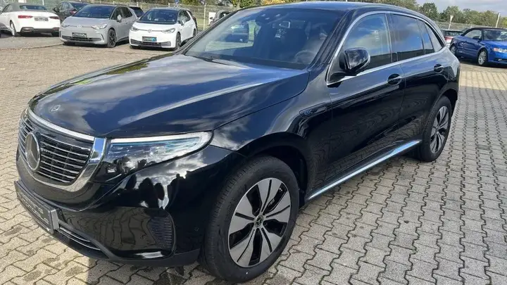 Mercedes-Benz Eqc