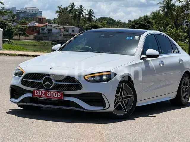 Mercedes-Benz C200