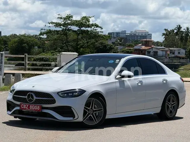 Mercedes-Benz C200 2024 photo 2