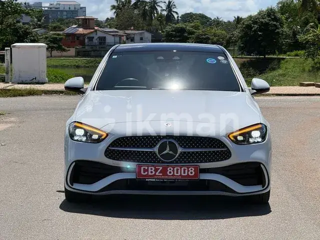 Mercedes-Benz C200 2024 photo 3