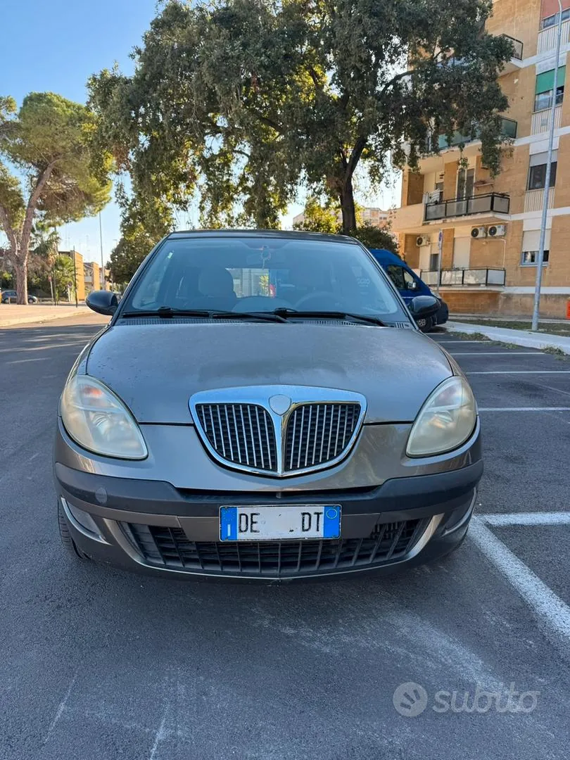 Lancia Ypsilon 2006 photo 2