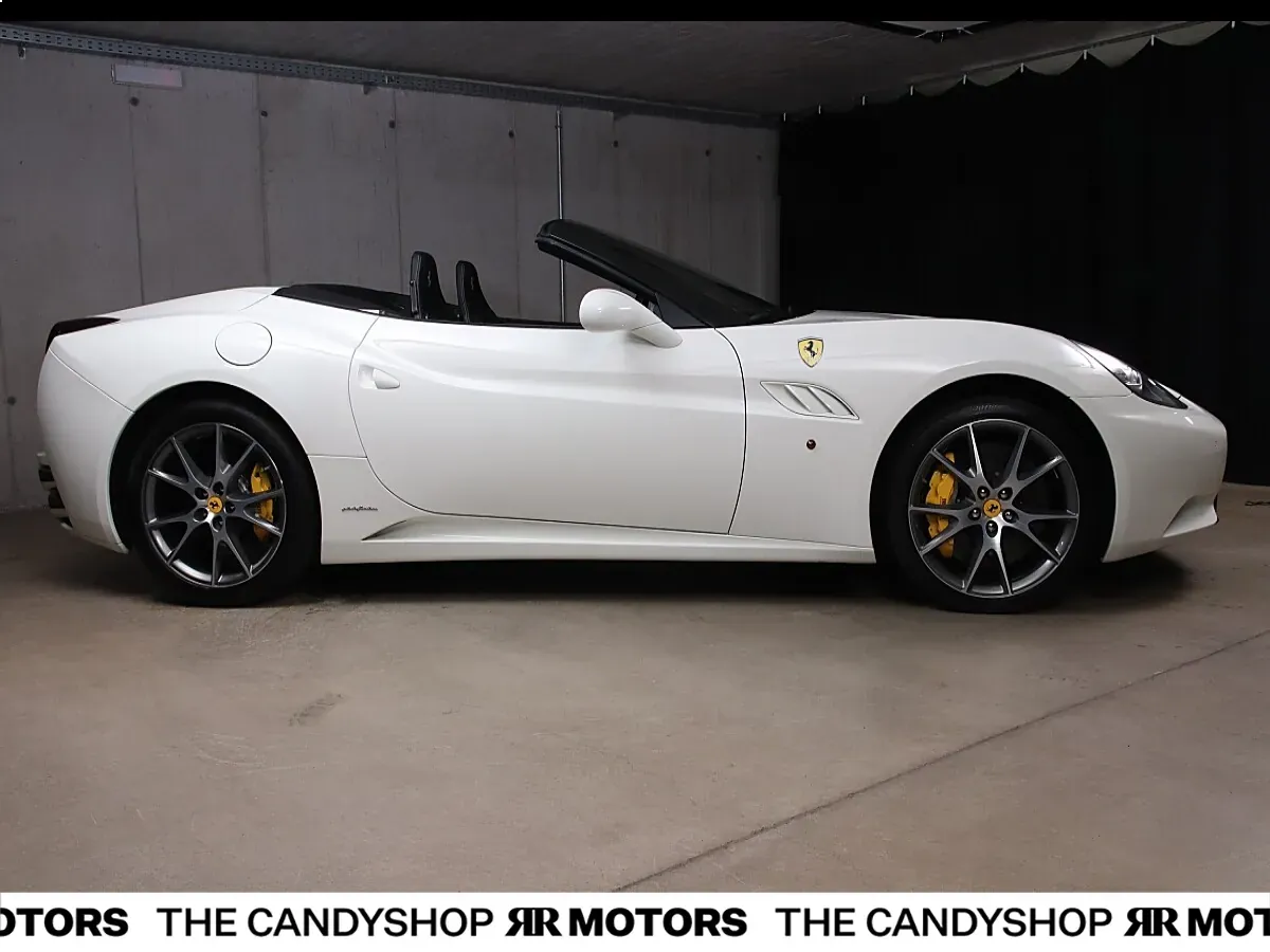 Ferrari California 2011 photo 3