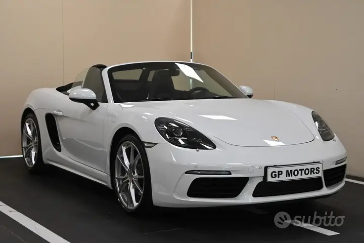 Porsche 718 Boxster
