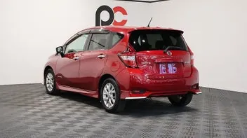 Nissan Note 2018 photo 5